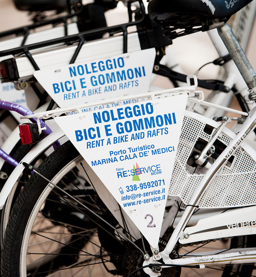 noleggio gommoni, biciclette e moto d'acqua a rosignano